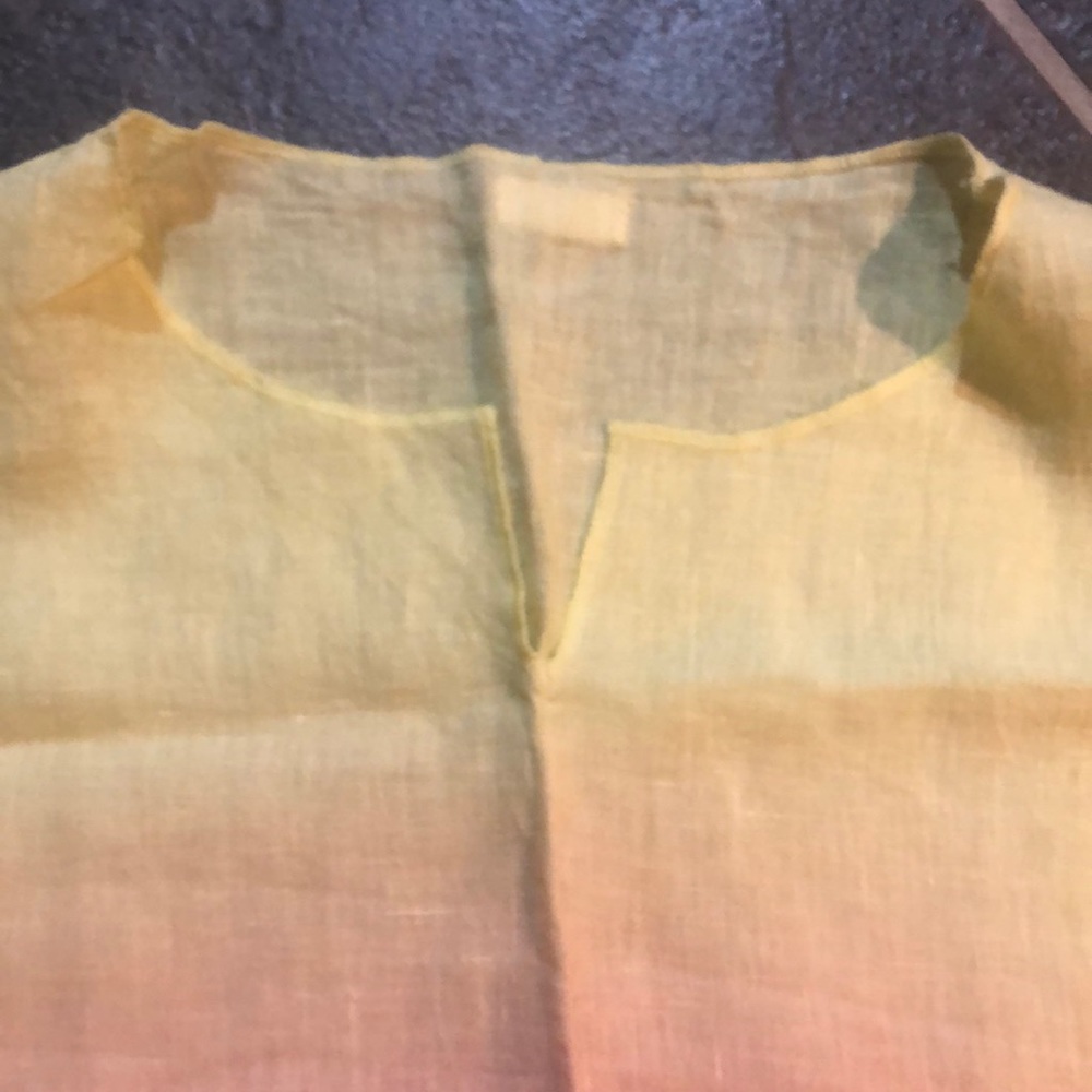 Beautiful Linen Boxy Top 🌻 - Picture 4 of 5